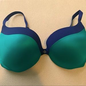 Victoria’s Secret push-up bra
